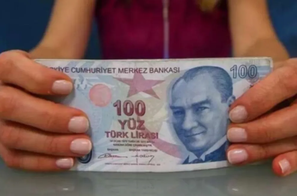 Asgari Ücret 2025 Yılı için 22.104 TL