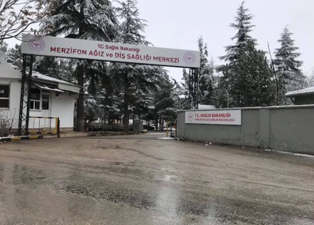 Merzifon Ağız ve Diş Sağlığı Merkezi’nde Diş İmplantı uygulaması başladı. 
