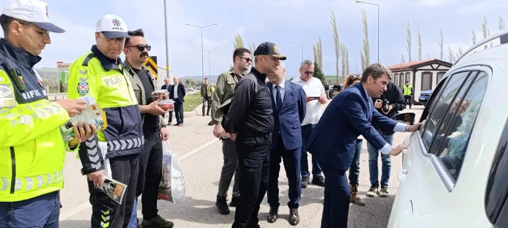 Vali Bakan Sürücüleri Uyardı