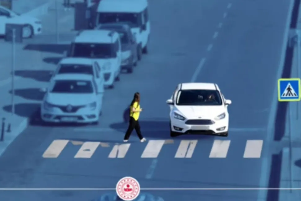 Tatilin ilk iki gününde trafik 14 can aldı!