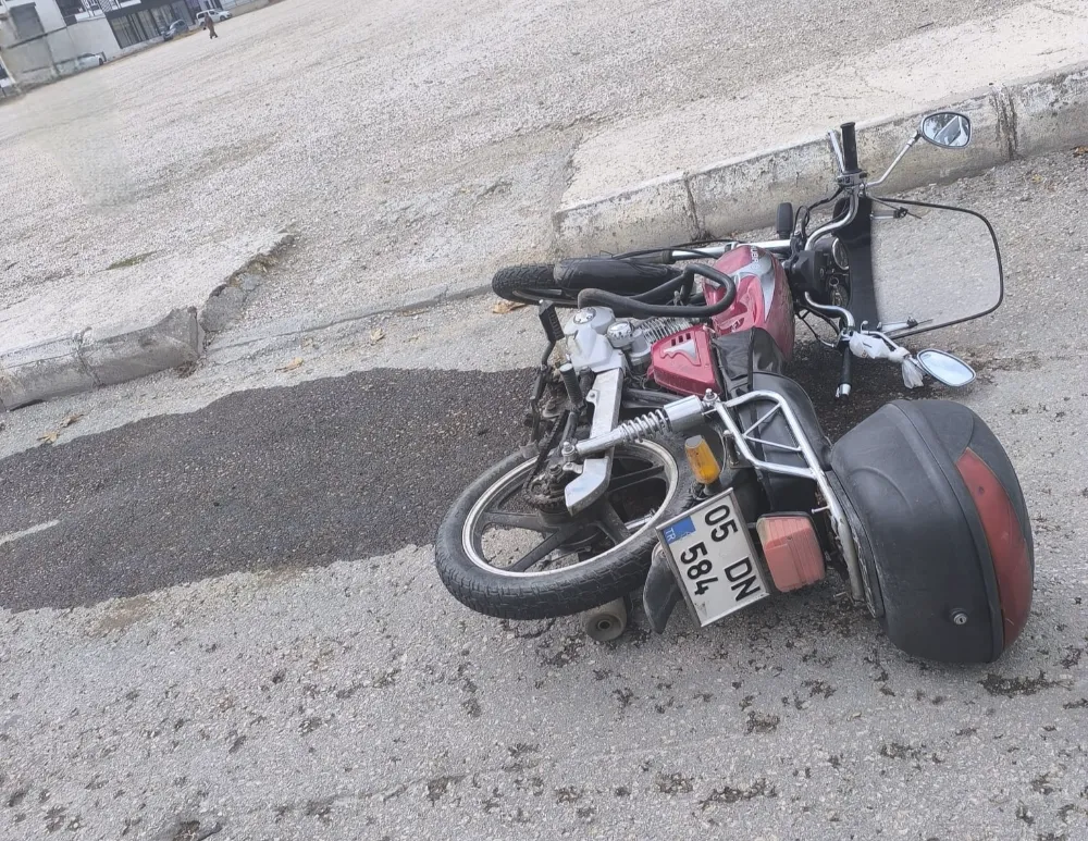 Motosiklet Sürücüsü Yaralandı